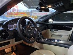 جاكوار XJ